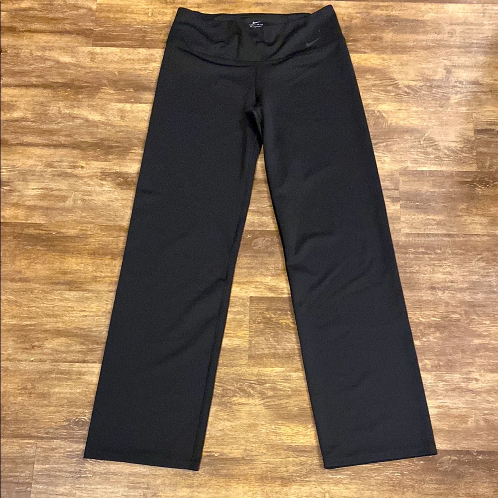 NIKE Dri-Fit Straight Leg Athletic Pants NWOT